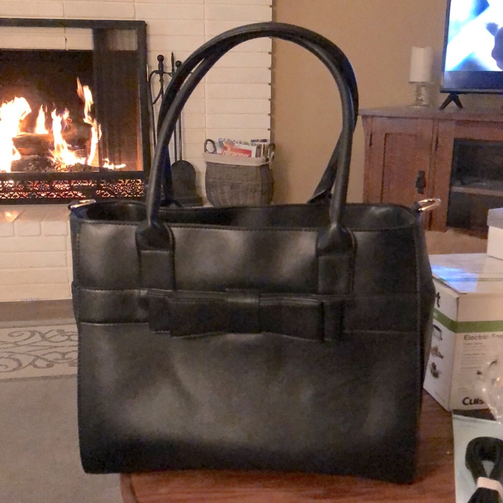 New w/out tags luxury small pet carrier by Wopet